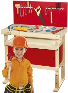 Atelier pour enfants avec des outils
